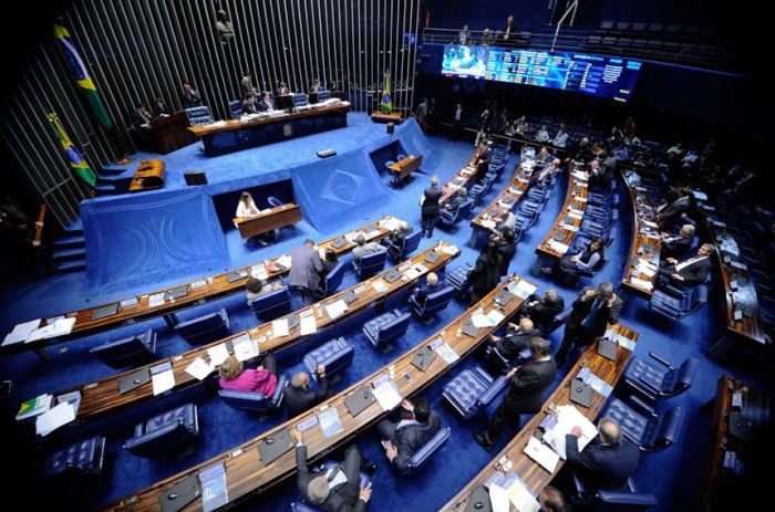 E COMO ANDA A REFORMA DA PREVIDÊNCIA NO SENADO FEDERAL?