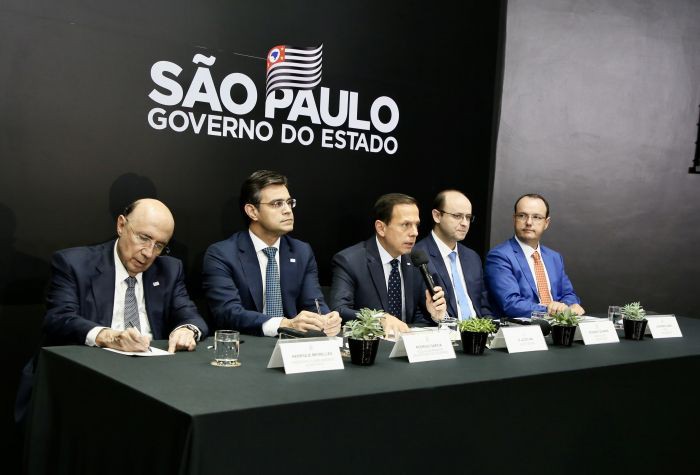 GOVERNO DE SP APRESENTA REESTRUTURAÇÃO DE CARREIRA DE PROFESSOR COM SALÁRIO INICIAL DE R$ 4 MIL